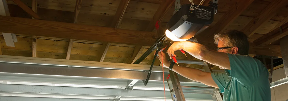 Garage Door Panel Troubleshooting in Miramar, Florida